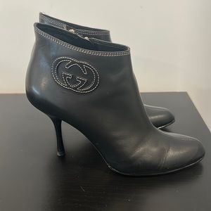 GUCCI LEATHER BOOTIES